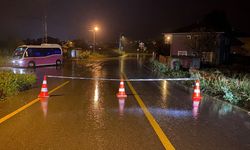 Sakarya'da sağanak nedeniyle bazı yollar ulaşıma kapandı