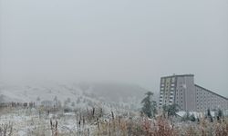 Bolu'nun yüksek kesimlerine kar yağdı