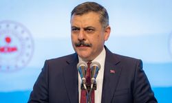 Bakan Çiftçi'den motor yağı dökülen yola toprak taşıyan polise teşekkür