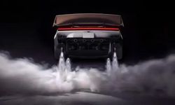Uçan Tesla Roadster tanıtıldı: Havada takla atıyor, 0-100'ü 1 saniyenin altında!