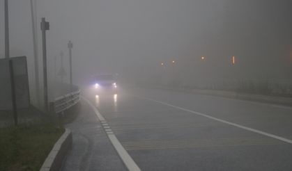 Bolu Dağı'nda sis ve sağanak etkili oluyor
