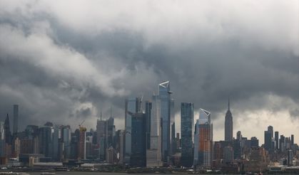 Tropikal kasırga Elsa New York'a yaklaşıyor
