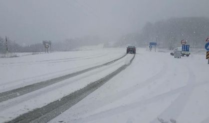 Erzurum, Tunceli ve Kars'ta 174 yerleşim yerine kardan ulaşım sağlanamıyor