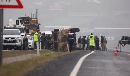 Ağrı'da askeri araç devrildi: 2 asker şehit oldu