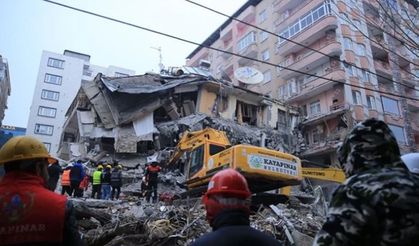 Diyarbakır’da deprem nedeniyle 344 kişi vefat etti