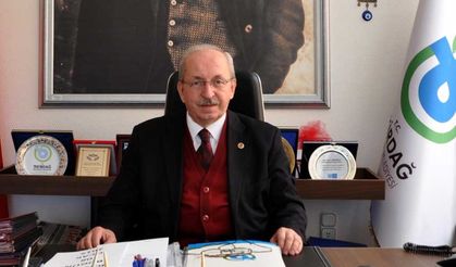 Tekirdağ Büyükşehir Belediye Başkanı Kadir Albayrak bir aylık maaşını AFAD'a bağışladı