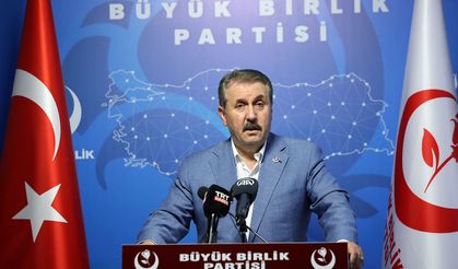 Büyük Birlik Partisi'nin genel başkanlığına yeniden Mustafa Destici seçildi