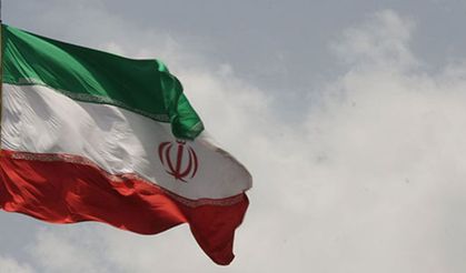 İran'da tüm kamu kurumları tatil edildi