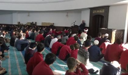 Ataşehir İlçe Milli Eğitim Müdürlüğünden örnek uygulama! Ders saatleri cuma namazına göre düzenlenecek