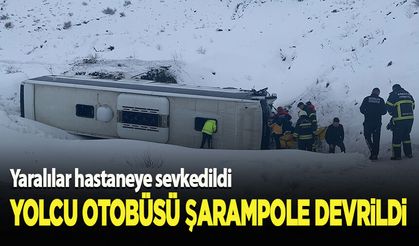 Erzincan'da yolcu otobüsü şarampole devrildi