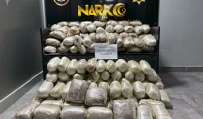 Şırnak'ta 86 kilo skunkla yakalanan avukatlar tutuklandı