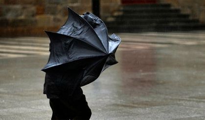 İstanbul Valiliğinden kuvvetli rüzgar uyarısı