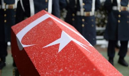 Tunceli'de halı sahada fenalaşan astsubay yaşamını yitirdi