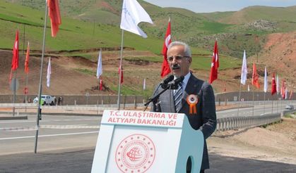 Bakan Uraloğlu müjdeyi verdi: Siirt'e tren geliyor