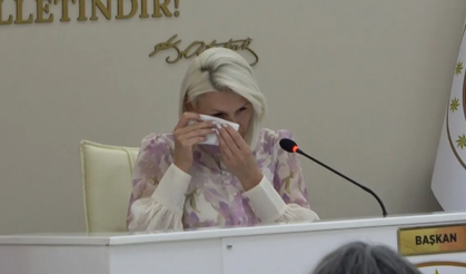 AK Parti ve MHP destek verdi: Bilecik Belediye Başkanı Melek Mızrak Subaşı ağladı