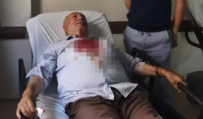 Camide dehşet! Kavgayı ayırmak isteyen imamı hastanelik etti