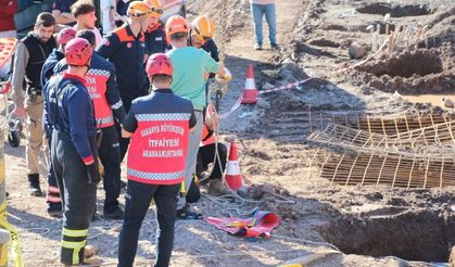 Sakarya'da kuyuya düşen işçi hayatını kaybetti