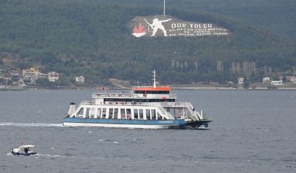 Fırtına deniz ulaşımını aksattı, feribot seferleri iptal