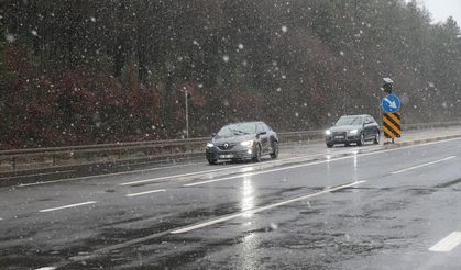 Bolu Dağı'nda kar yağışı başladı