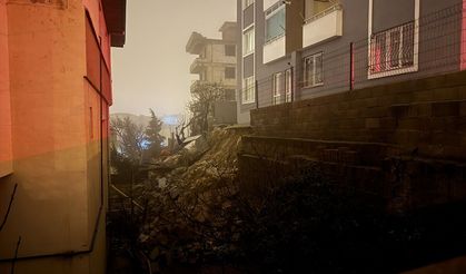 Kahramanmaraş'ta bir binanın istinat duvarı çöktü