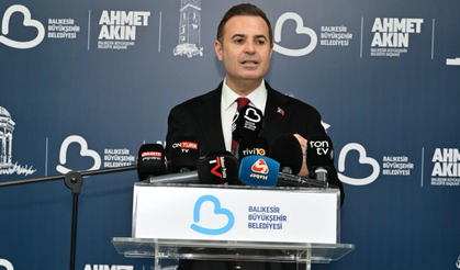 Ahmet Akın'dan 'AK Parti'ye geçecek' iddialarına ilişkin açıklama