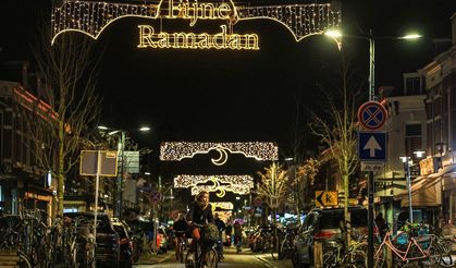 Utrecht sokaklarında ramazan ayı hazırlığı