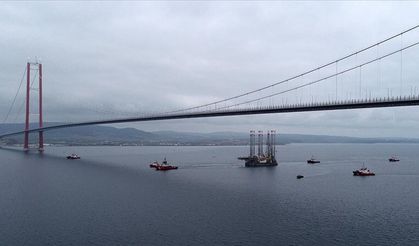 Çanakkale Boğazı yoğun sis nedeniyle transit gemi geçişlerine kapatıldı