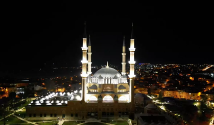 Selimiye Camii Ramazan’a yeni ışığıyla “merhaba” dedi