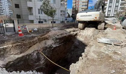 Şanlıurfada altyapı çalışmasında göçük: İki işçi yaralandı