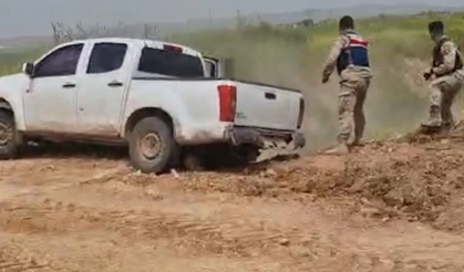Şanlıurfa'da sınır hattında insan kaçakçılarıyla nefes kesen kovalamaca