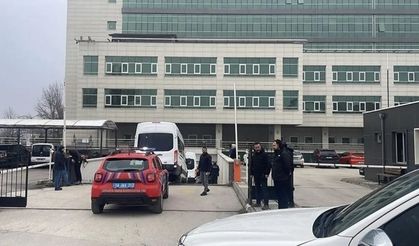 Bolu Belediyesi'ne operasyon: Jandarma ekipleri binada arama yapıyor!