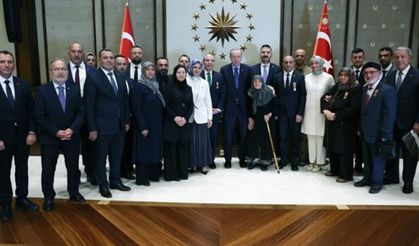 Cumhurbaşkanı Erdoğan, şehit ailelerini kabul etti