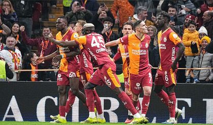 Galatasaraylı taraftarı yıldız oyuncuya isyan etti: 'Hangi maçta oynayacaksın?'