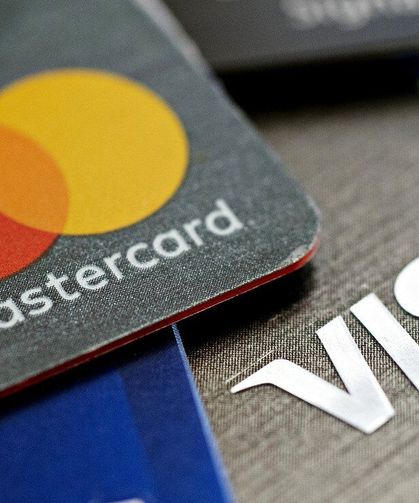 Visa, yaklaşık 2 bin 600 kişiyi işten çıkarmayı planlıyor