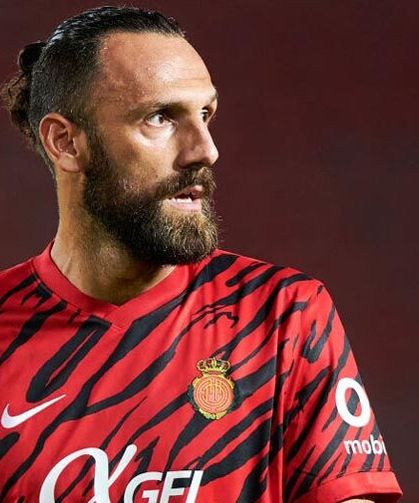 Fenerbahçe'ye transfer müjdesi: Vedat Muriqi imza için İstanbul'a geliyor