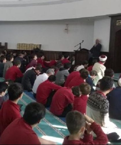 Ataşehir İlçe Milli Eğitim Müdürlüğünden örnek uygulama! Ders saatleri cuma namazına göre düzenlenecek