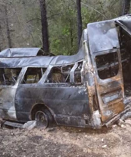 Adana'da uçuruma devrilen minibüsteki 4 kişi hayatını kaybetti