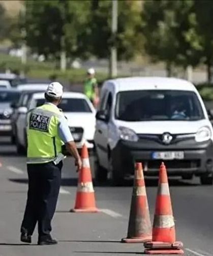 İstanbul'da yarın bazı yollar trafiğe kapatılacak