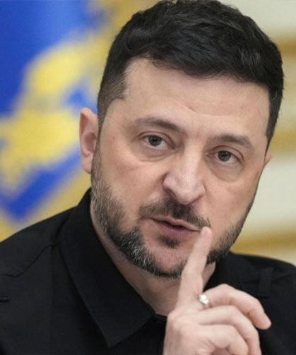 Vladimir Zelensky: Marinovka Askeri Havaalanı'na saldırılar düzenledik