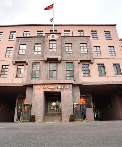 MSB, Diyarbakır'dan kalkan uçakların Doğu Karadeniz'de eğitim uçuşu yaptığını duyurdu