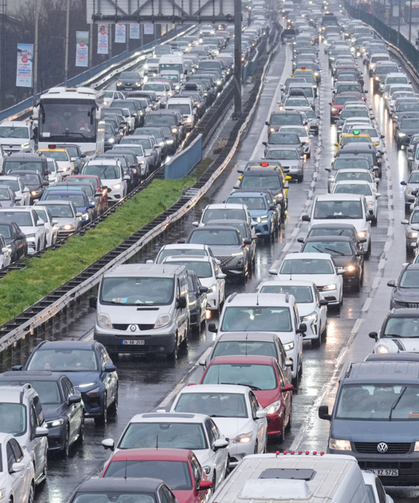İstanbul'da trafik yoğunluğu yüzde 85'e ulaştı