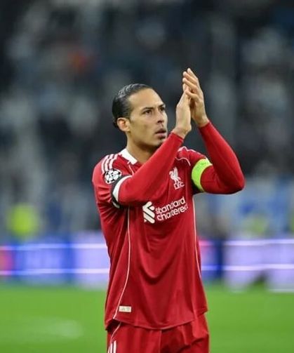 Galatasaray'dan Van Dijk atağı!