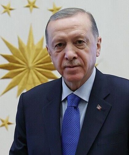 Erdoğan, Türk Kara Kuvvetlerinin kuruluş yıl dönümünü kutladı