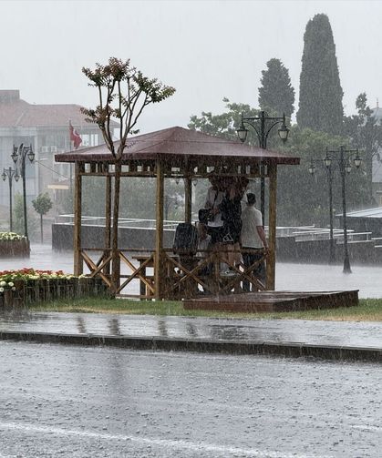 Tekirdağ'da sağanak etkili oluyor