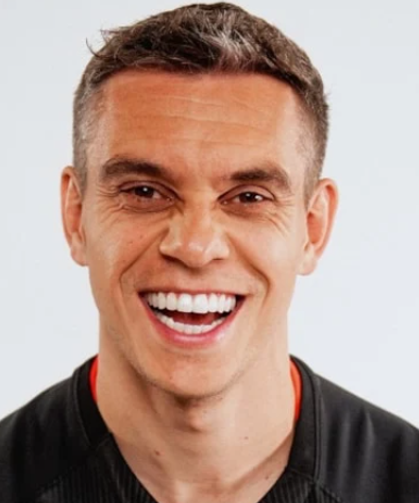 Leandro Trossard'dan Beşiktaş'a jest