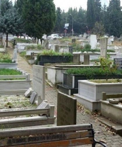İstanbul'da boş mezar yeri fiyatları 334 bin lirayı aşarak rekor kırdı