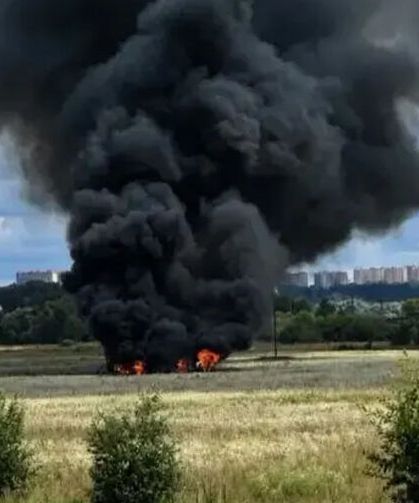 Moskova'da Rus savaş uçağı düştü!
