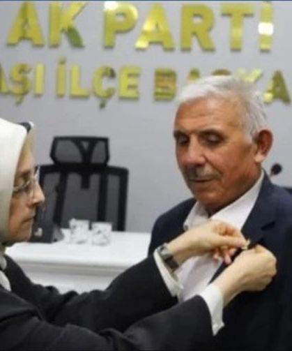 Ankara Gölbaşı'nda 6 meclis üyesi CHP'den ayrılıp AK Parti'ye geçti