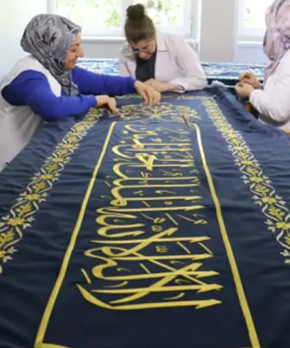 3'üncü Selim'in türbesinin örtüsü, Diyarbakır'da ilmek ilmek işleniyor