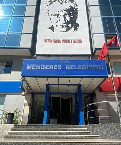 Menderes Belediyesi rüşvet soruşturmasında ikinci dalga: 7 tutuklama